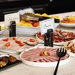 Mercure Paris Saint-ouen Hotel 4*