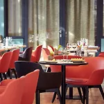 Mercure Paris Saint-ouen 4*