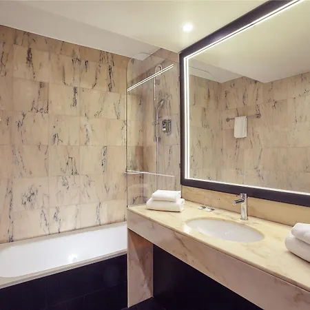 Hotell Mercure Paris Saint-ouen Saint-Ouen (Seine-Saint-Denis)