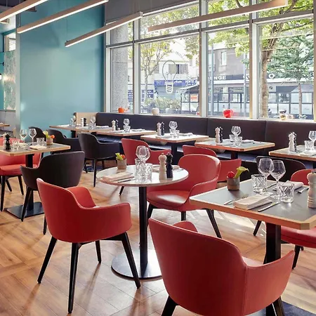 Mercure Paris Saint-ouen 4*