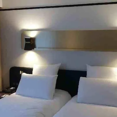 Hotel Mercure Paris Saint-ouen Saint-Ouen (Seine-Saint-Denis)