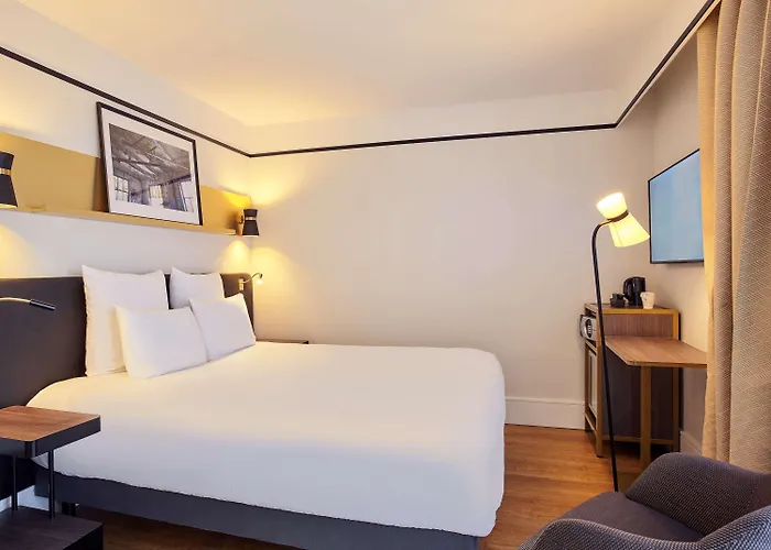 Mercure Paris Saint-ouen 4*