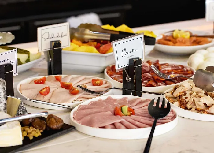 Mercure Paris Saint-ouen Hotel 4*