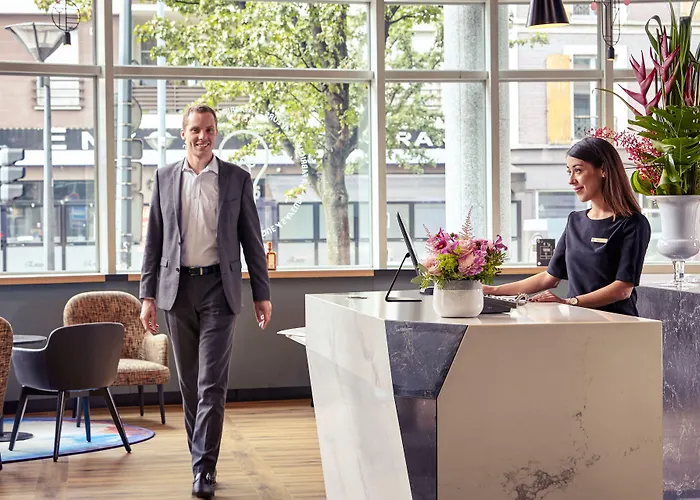 Mercure Paris Saint-ouen Hotel 4*