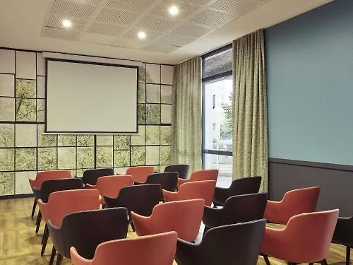 Hotel Mercure Paris Saint-ouen 4*